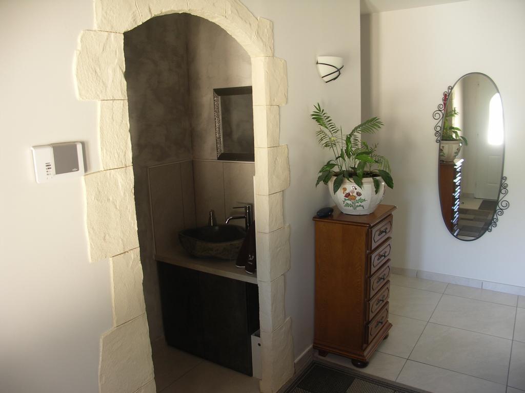 Chambres D'Hotes Le Saint O Detente Ngoại thất bức ảnh